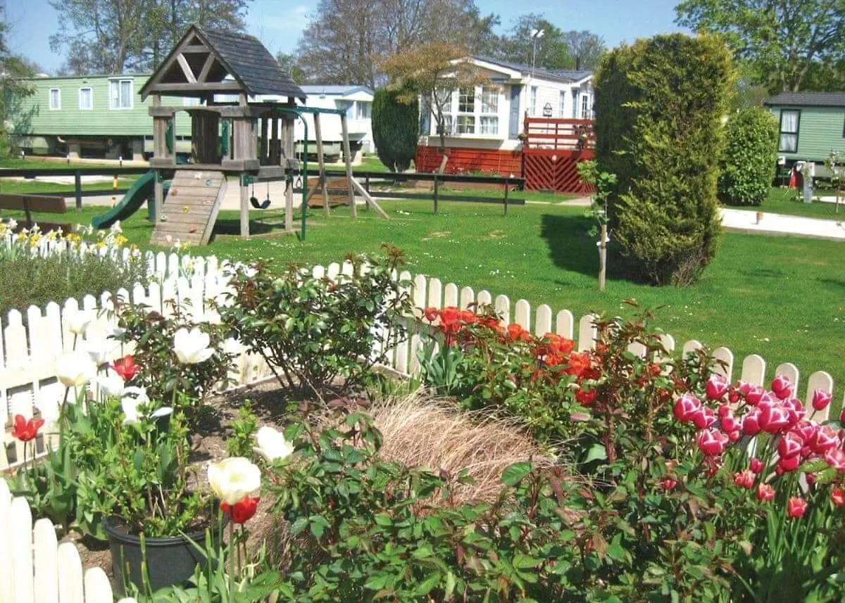 Weir Country Park Hotel Holtby Holiday park